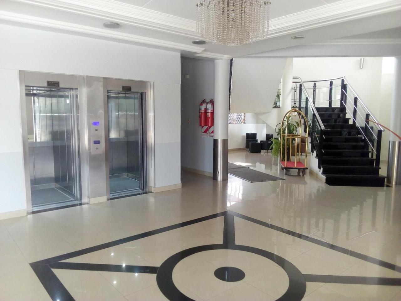 Hotel Le Park San Miguel de Tucumán Kültér fotó